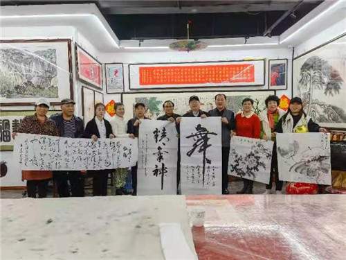 唐山書畫家走進遵化盛世典藏藝術館 深化文化藝術交流，共繪時代新篇