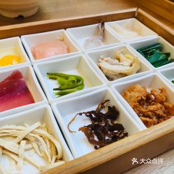 昆明云魁新派過橋米線 傳統與創新的美味交融